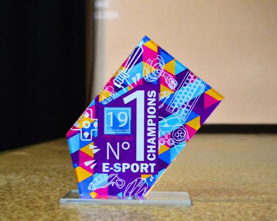 puchar turnieju gier T19